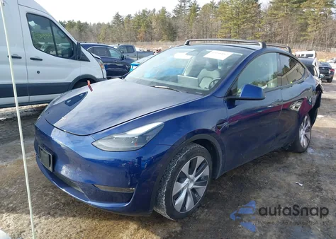 2023 Tesla Model Y Awd/Long Range Dual Motor All-Wheel Drive from USA, damaged, VIN 7SAYGDEE9PF758475